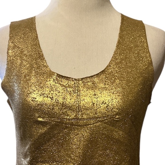BCBG maxazria gold leaf sleeveless top with side panels, NWOT, XS - Picture 2 of 10
